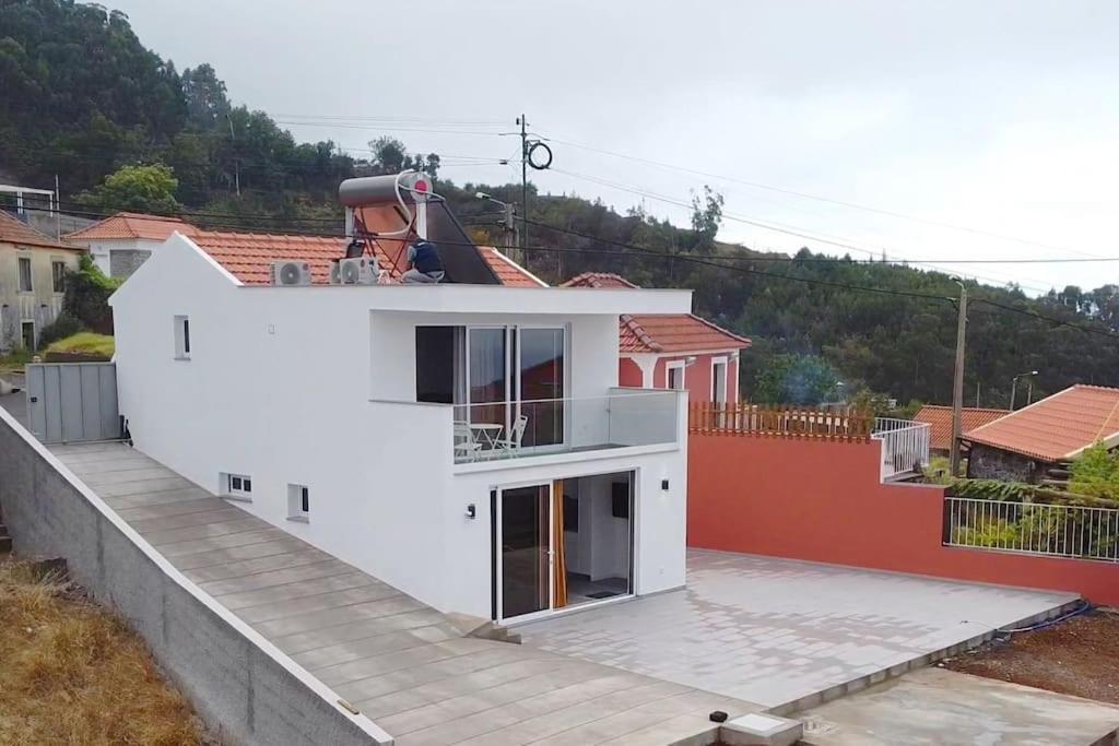Brand New Private Modern Apartment With Patio And Sea View Calheta  Dış mekan fotoğraf